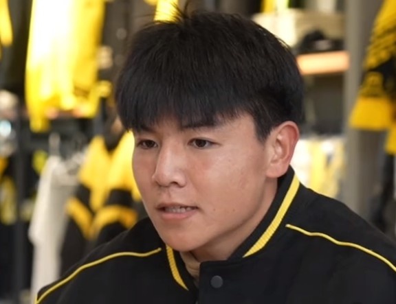 徐彬：中超首轮给自己打90分，，，，，，鼻梁骨骨折戴面具照旧有点影响