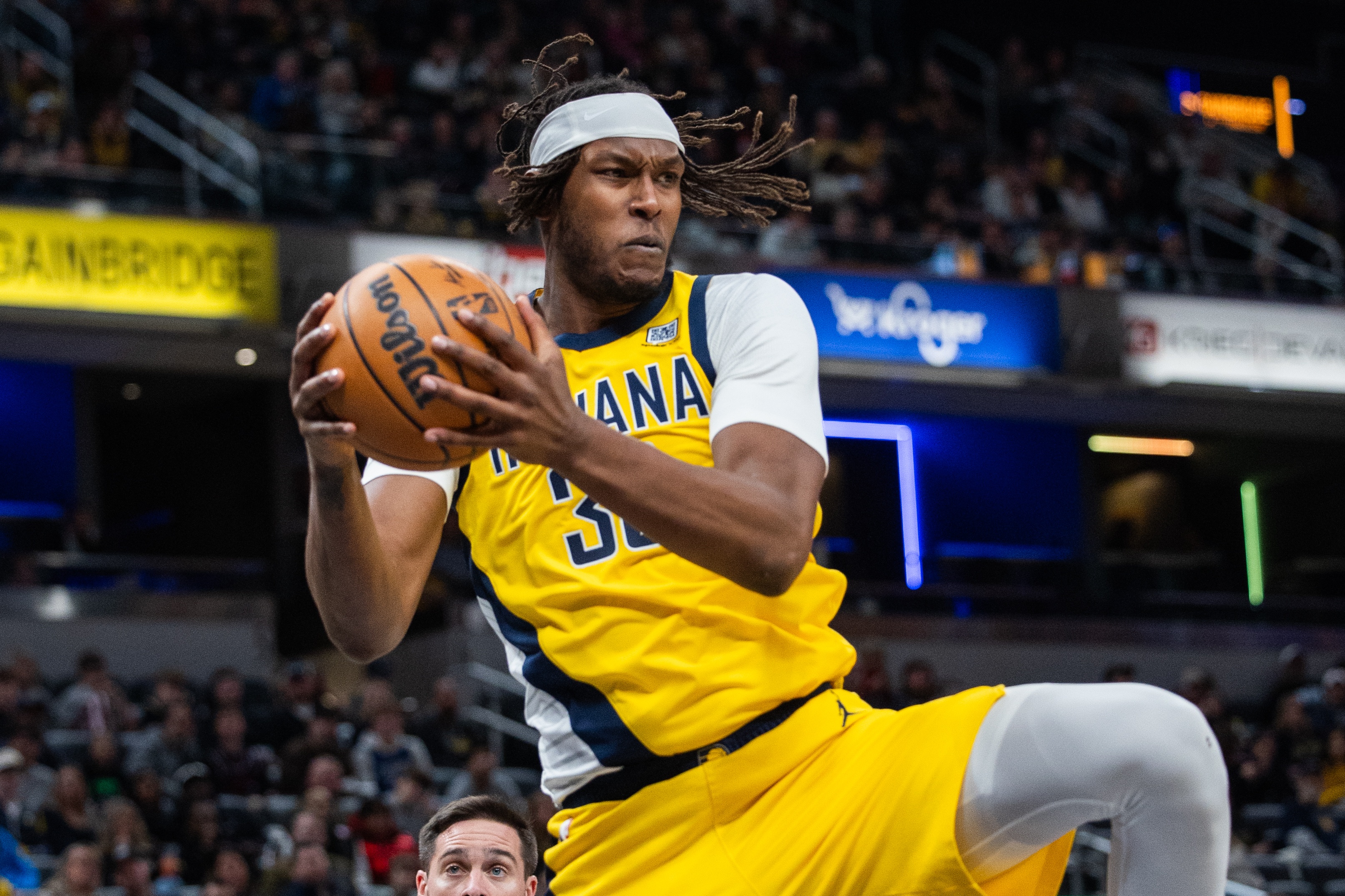 美记：NBA官朴直在对步行者与篮网小节爆发的冲突举行审查